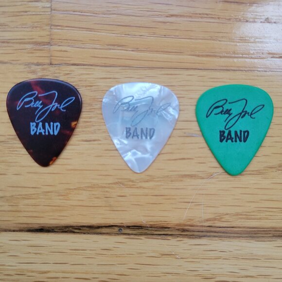 NWT Billy Joel T-Shirt & Guitar Picks Tommy Byrnes, Mike Delguidice, Andy Cichon - Picture 6 of 13
